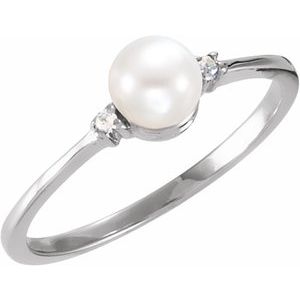 Sterling Silver Cultured White Freshwater Pearl & .025 CTW Natural Diamond Ring - BN & CO JEWELRY