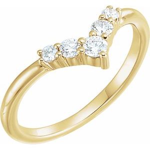 14K Yellow 1/4 CTW Diamond Graduated "V" Ring - BN & CO JEWELRY