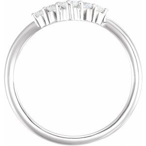 14K White 1/4 CTW Diamond Graduated "V" Ring - BN & CO JEWELRY