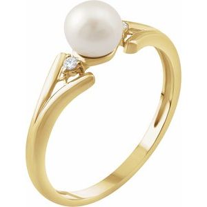 14K Yellow Freshwater Cultured Pearl & .03 CTW Diamond Ring - BN & CO JEWELRY