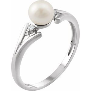 14K White Freshwater Cultured Pearl & .03 CTW Diamond Ring - BN & CO JEWELRY